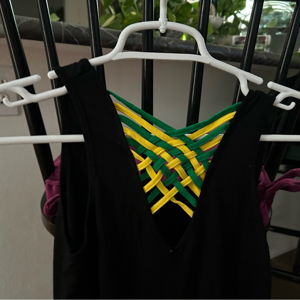 NWT Jamaica Heart Tank Top - Picture 4 of 5